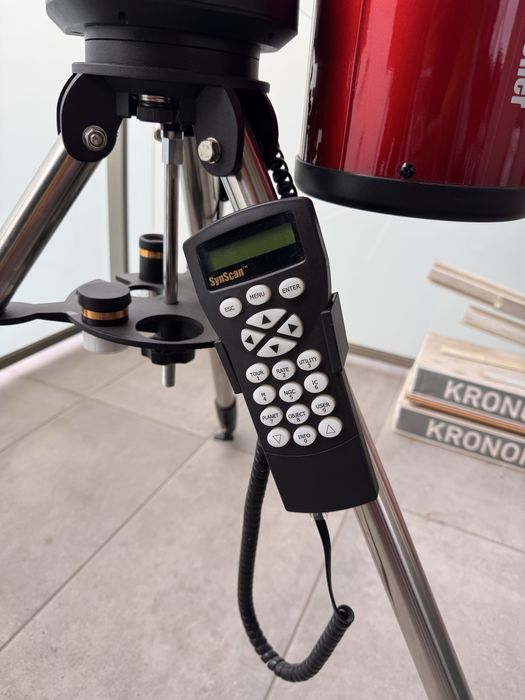 Telescop Skywatcher 750mm f5, montura GoTo si oculare