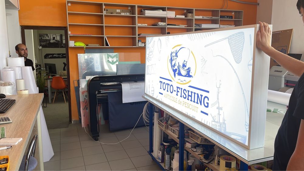 Vand caseta luminoasa led 205x85 cm