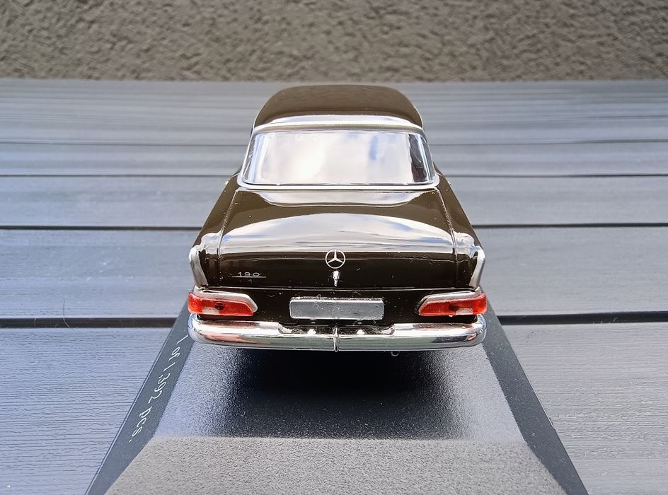 Mercedes-Benz 190 1:43 1961
