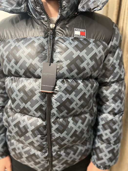 Geaca Tommy Hilfiger