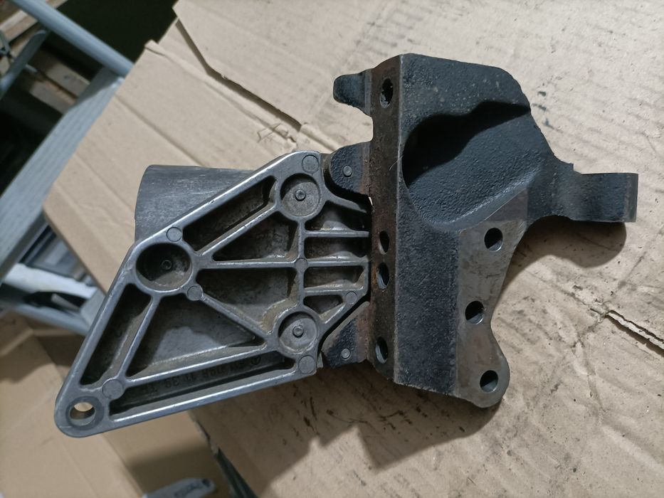 Suport : E , C Class,Vito,Sprinter...livrez avantajos oriunde în țară