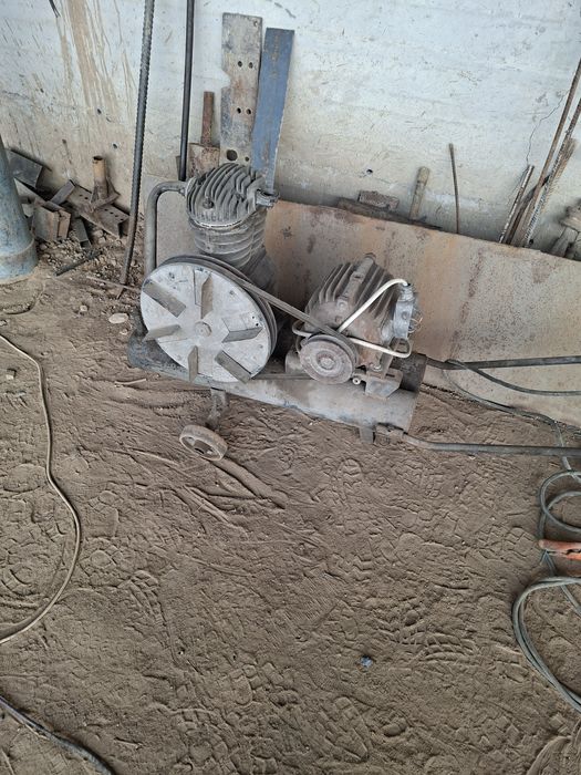 Кампресор сотилади