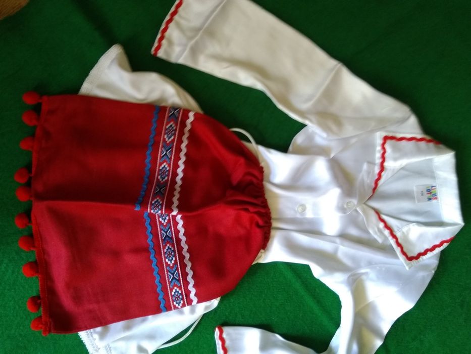 Народна носия,момиче,2-4 год.