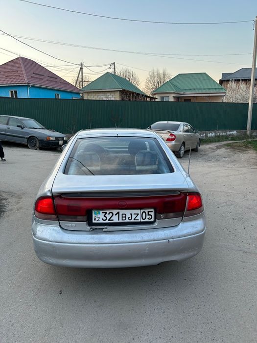 Мазда 626 на ходу