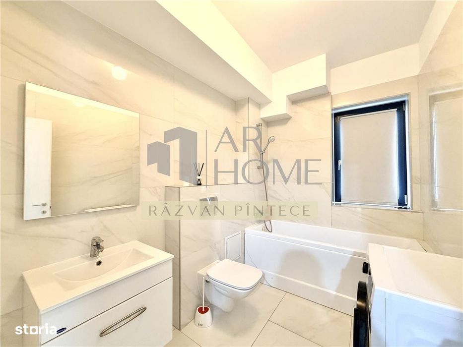 Garsoniera spatioasa, de lux, parcare, zona Vest Ploiesti