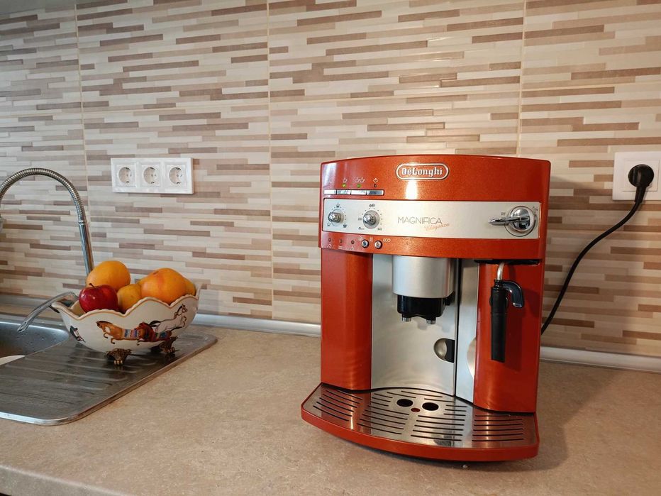 Aparat de cafea automat Delonghi Magnifica Eleganza ESAM 3240