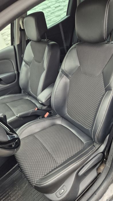 Clio 4 Intens 0.9 tce+GPL, R-Link Android Camera Keyless Piele Renault