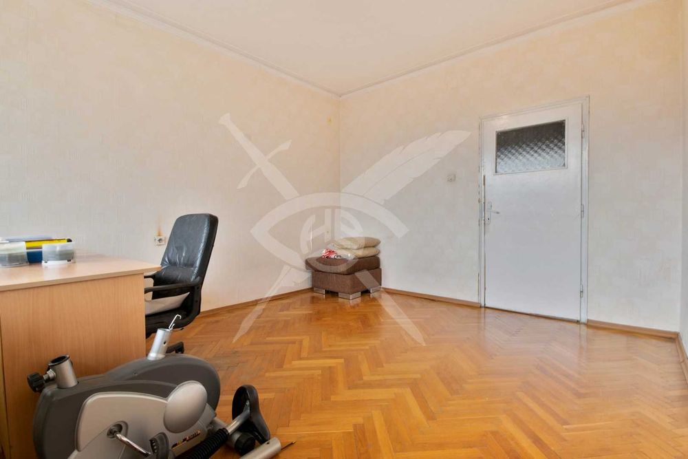 Продава се Тристаен апартамент в София, Лозенец - 88 кв.м за 2348 €/кв.м - Снимка #10
