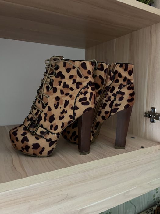 Продам ботильоны