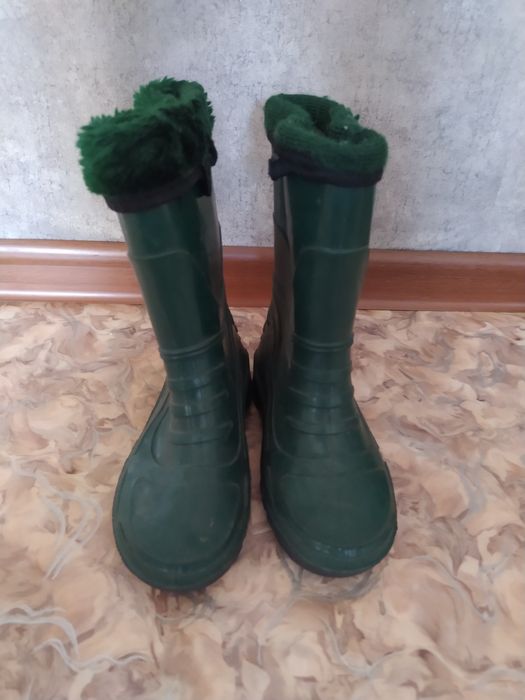Резиновые сапоги