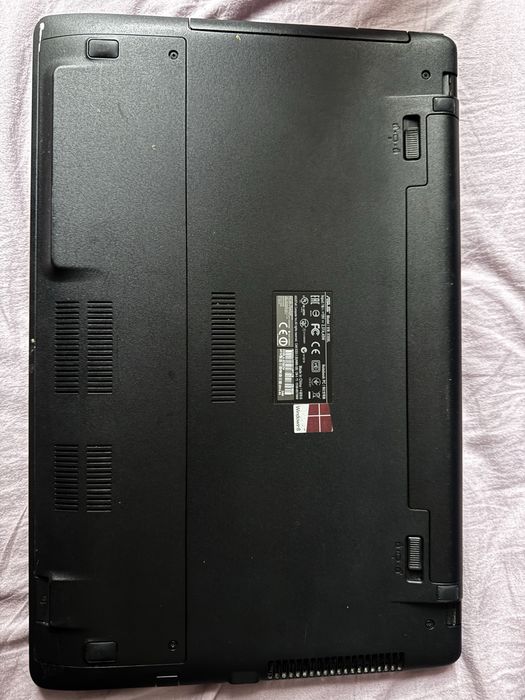 Asus ноутбук.