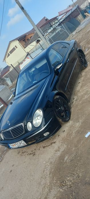 Mercedes, E-Class E220 CDI W211 – 
Mot