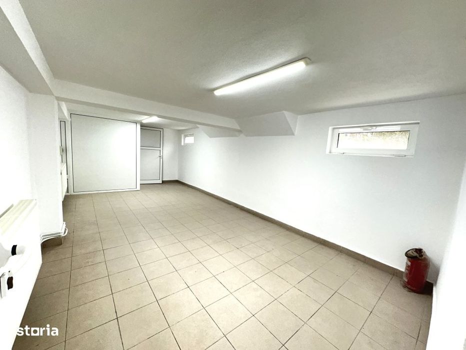 Inchiriere Spatiu Comercial 25 mp Finisat la Bulevard cu vad si parcar