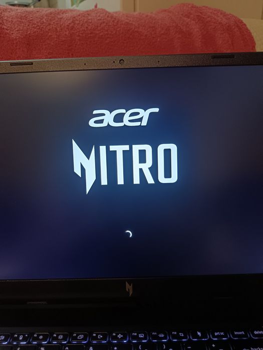 Laptop Acer Nitro V15