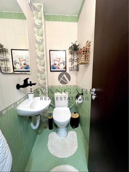 Продава се Тристаен апартамент в Пловдив, Кючук Париж - 95 кв.м за 2053 €/кв.м - Снимка #7