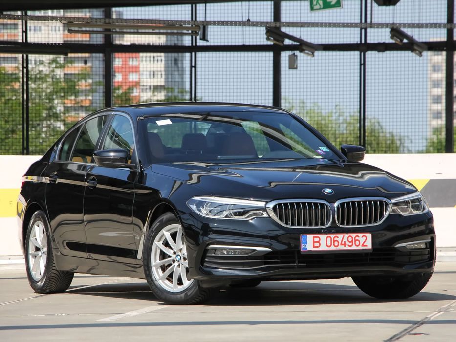 BMW Seria 5 BMW 520i 184 CP / Interior scaune comfort / Far Led / Cheie digitala