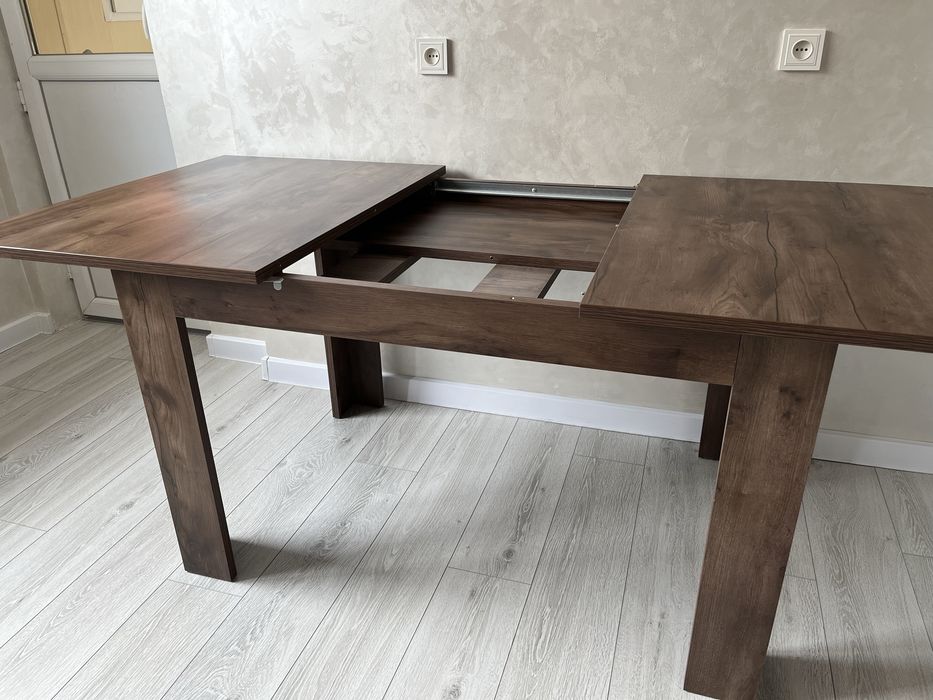 Продам стол раздвижной