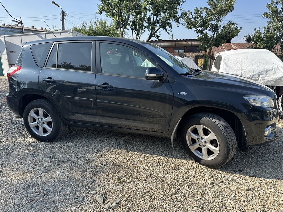 Toyota Rav4 Тойота Рав4 2.2 dcat 150 кс 2011г На части!