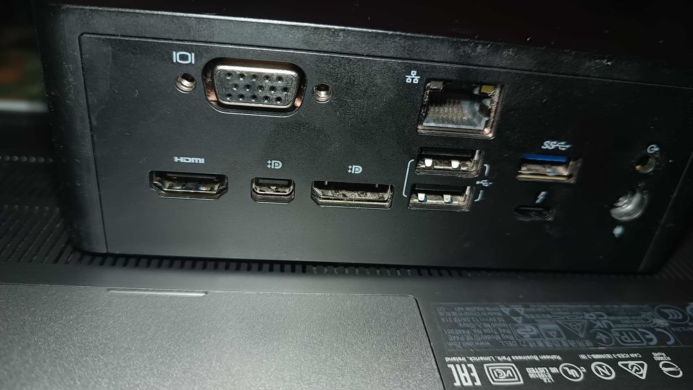 Dell Precision 7750 i7-10750h, Quadro rtx4000 8gb, 4G wwan