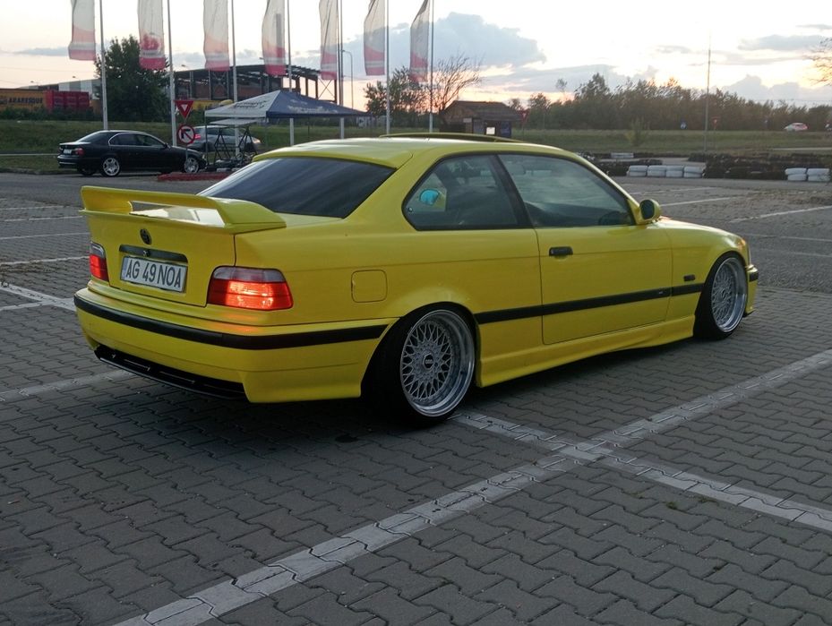 BMW Seria 3 1993 — imagine 3