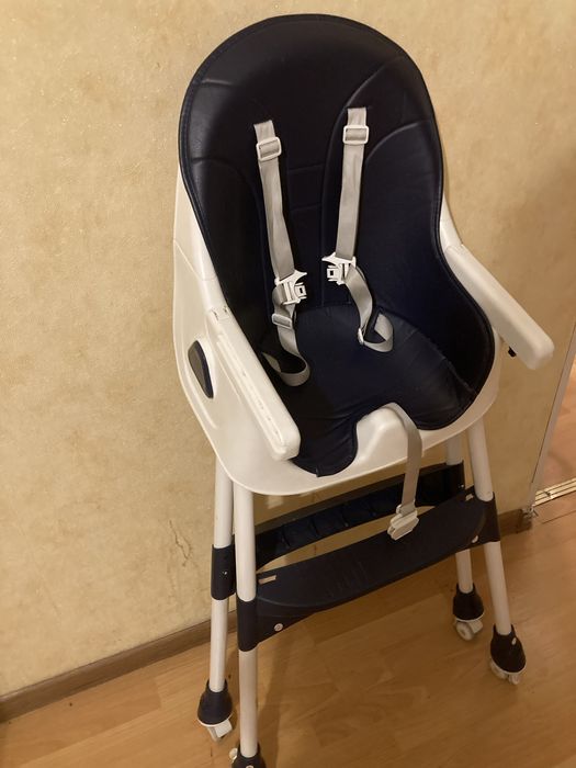 Детский стульчик для кормления
