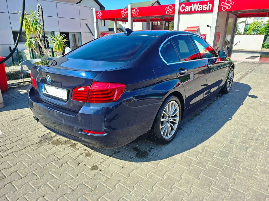 BMW 5 Series 2015 — imagine 11