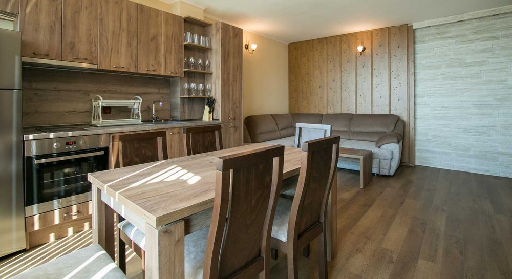 Дава се под наем Тристаен апартамент в Варна, Морска градина - 100 кв.м за 509.49 € - Снимка #4