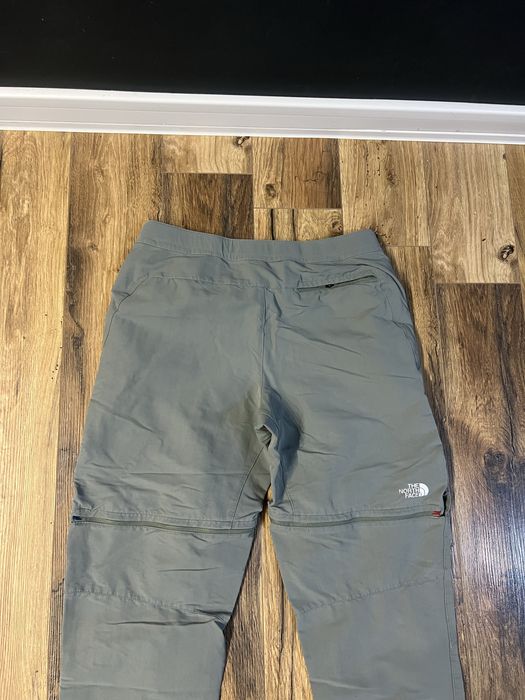 The North Face size 30