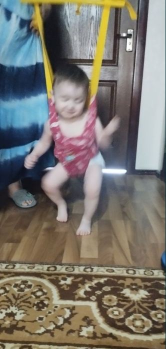 Детские подвесные прыгунки-качели