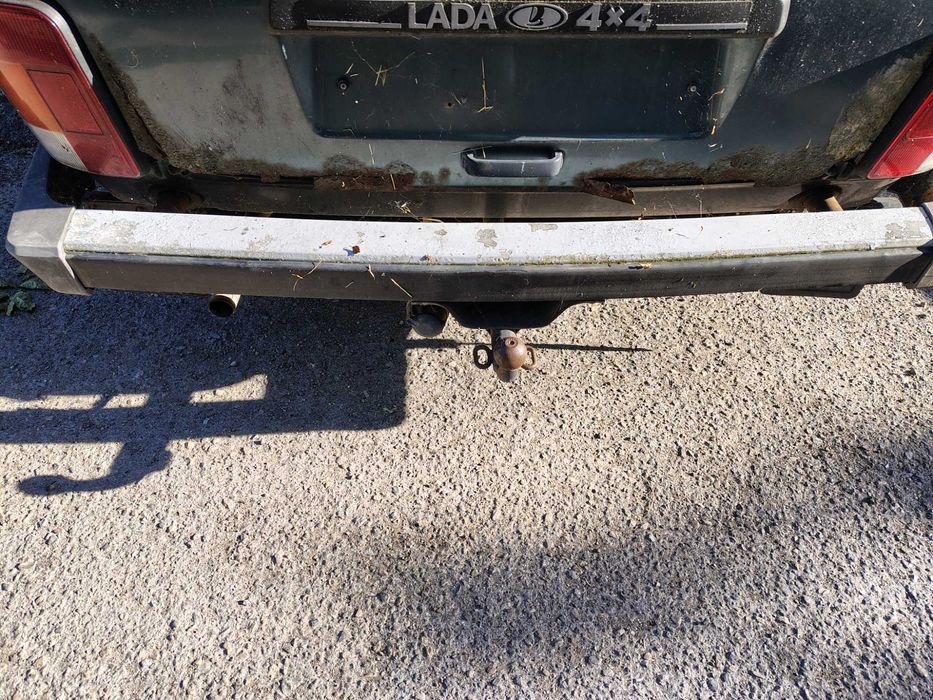 Lada Niva 1.7 i на части