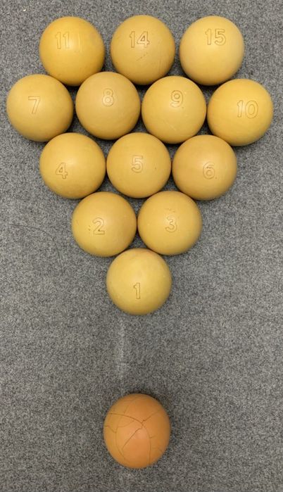 Продам бильярдные шары СССР кость