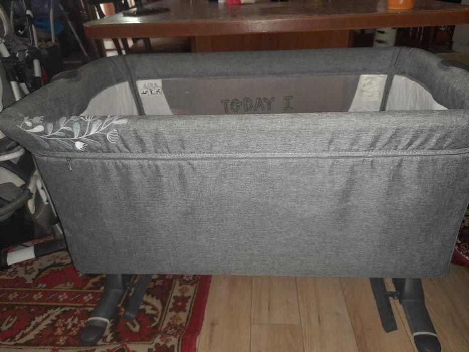 Продам детскую  манеж