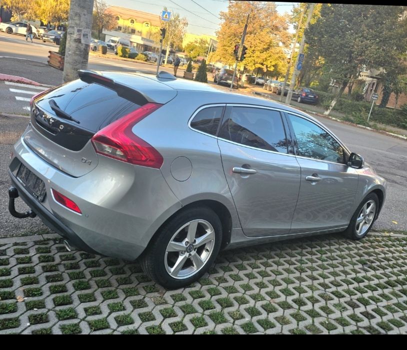 VOLVO V40 2014 — imagine 3