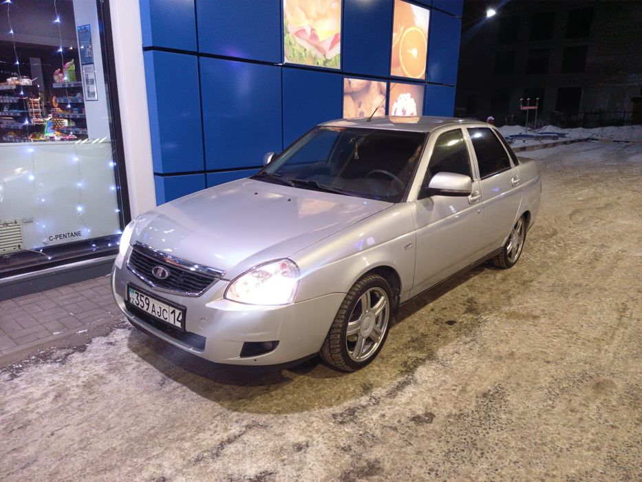 Продам авто приора 2