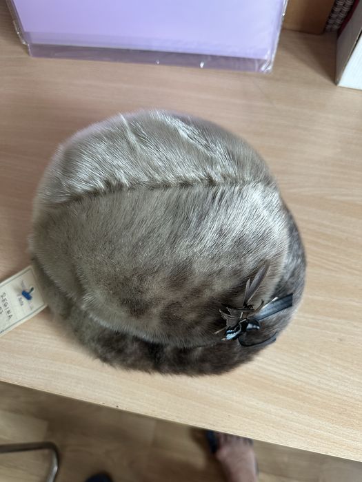 Женская шляпа из непры