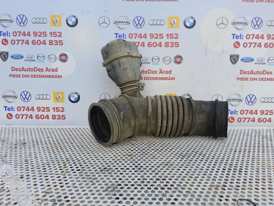 Tubulatura aer Mitsubishi Pinin furtun aer