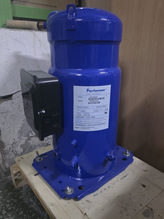 Danfoss performer компрессор для чиллера