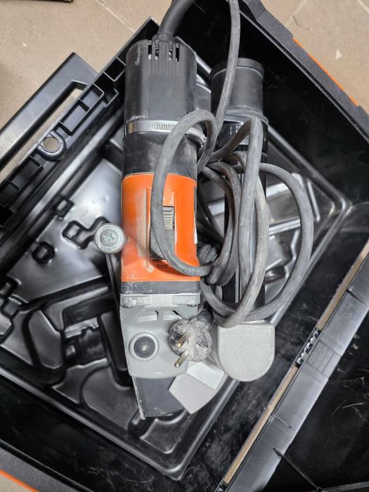 Mașină de frezat pentru caneluri de perete AEG 9500RPM 125mm 1500W