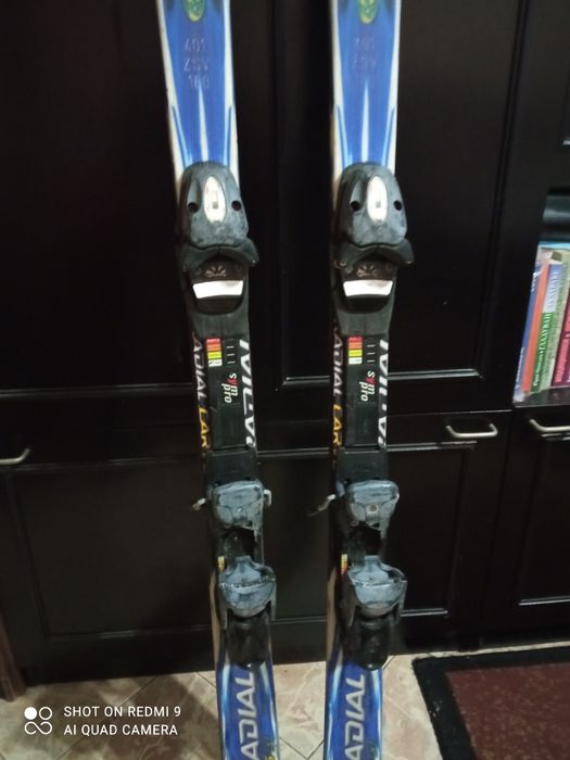 Продавам ски HEAD