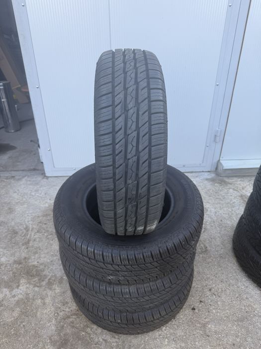205/70 R15 Гуми