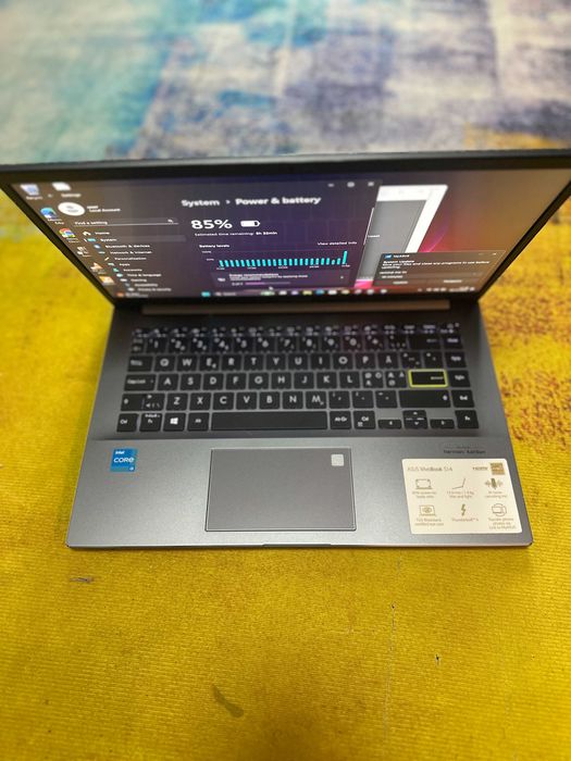Laptop Asus Vivobook s14, i3 gen 11, 8 gb ddr4