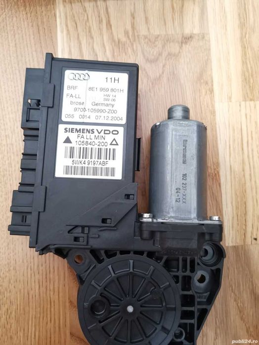 Vând kit oglinzi electrice Audi A4 B7