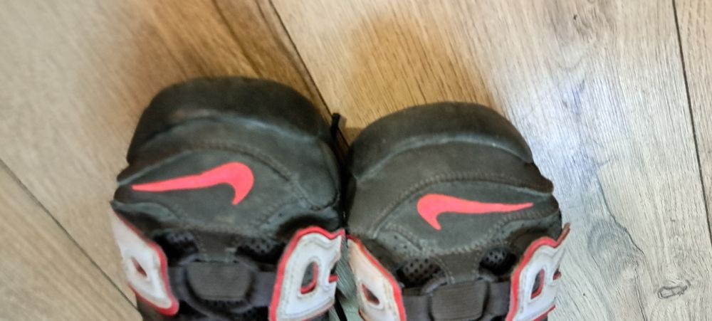 Adidași Nike Air uptempo