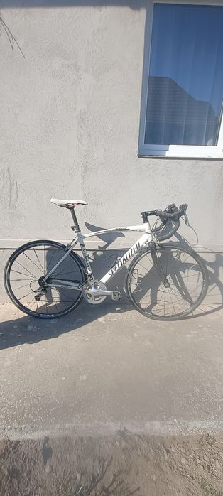 Vând cursiera specielized