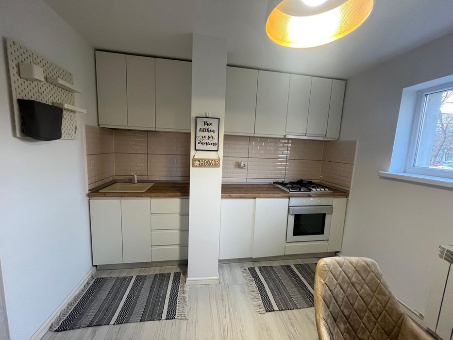 Inchiriez apartamen 3 camere Brazda