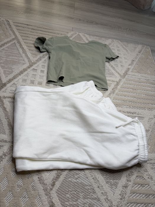 Pantaloni +top comfortabil