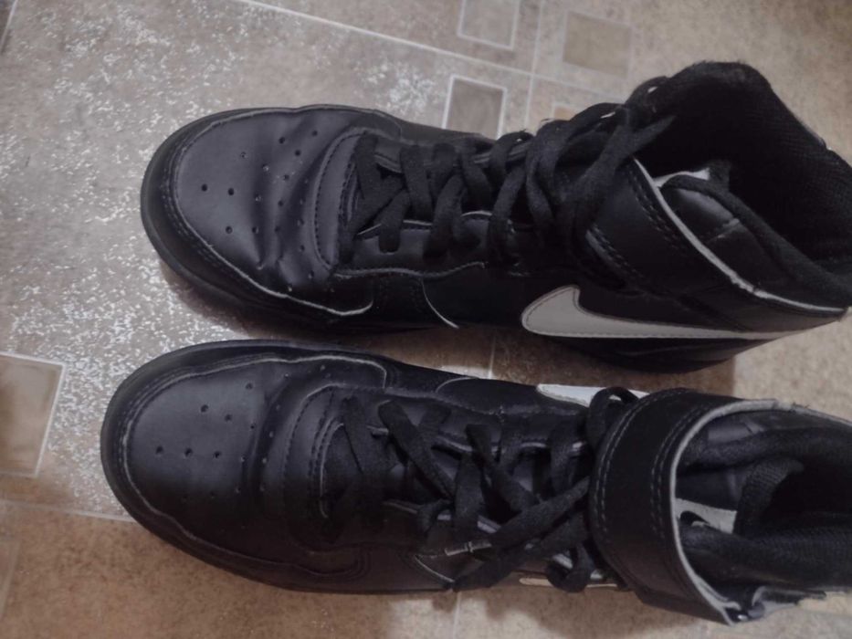 Юношески боти -разпродажба