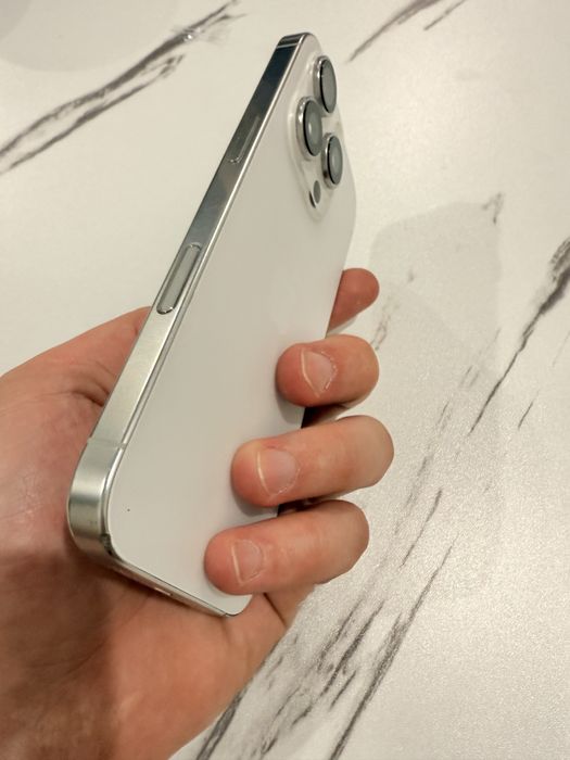 Iphone 16 pro 256 sim