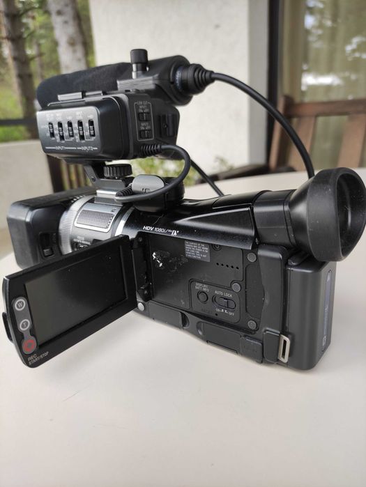 Kамера Sony HDV 1080I/ mini DV  --- HVR-A1E