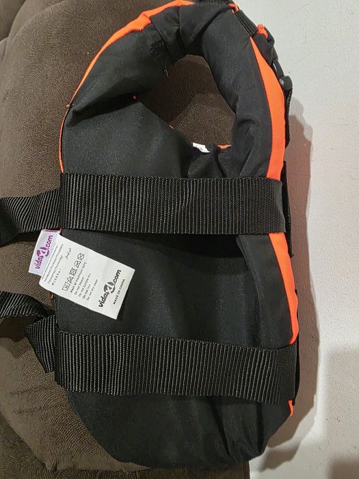 Vesta de salvare căței